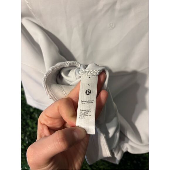 Lululemon Softstreme Gathered T-Shirt Sz 6 Icy White - Picture 4 of 5